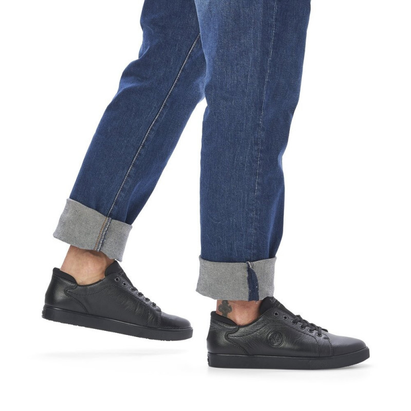 Meeste spordijalatsid Rieker B700400