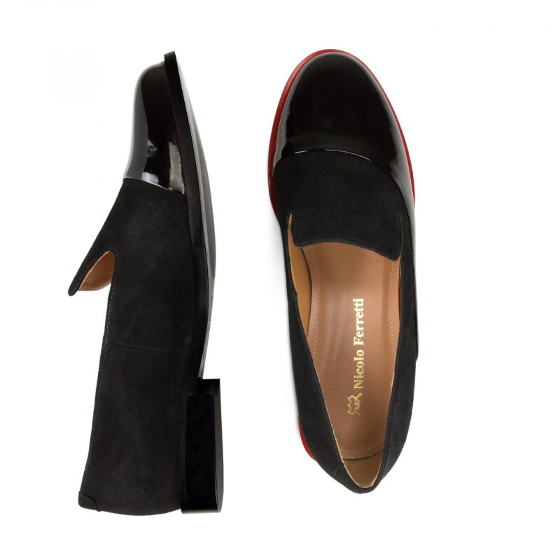 Nicolo Ferretti naiste kingad