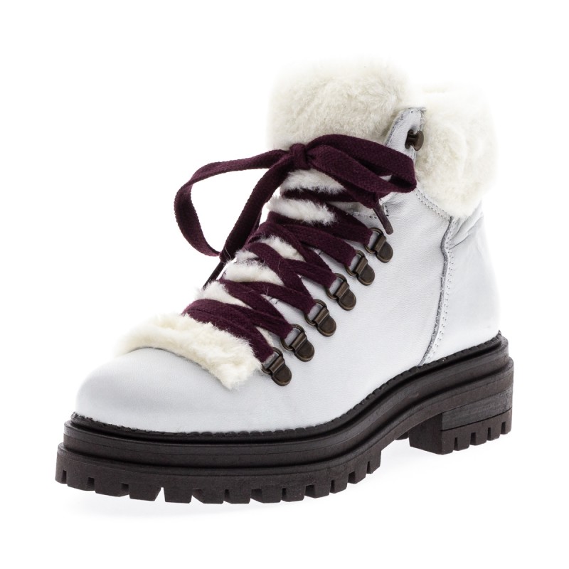 Naiste saapad Creator