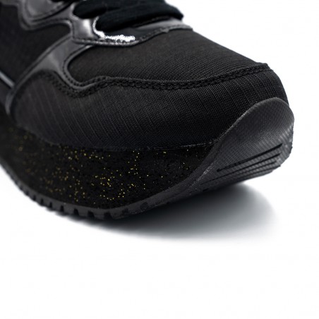 Laura Biagiotti naiste spordijalatsid