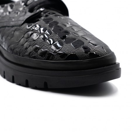 Polking naiste kingad