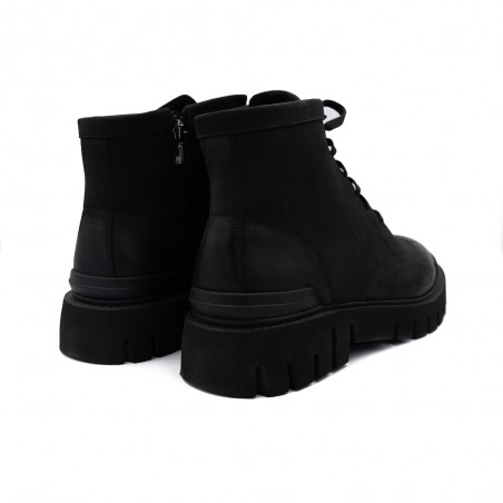 Conhpol meeste saapad