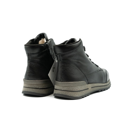 Ara naiste sportlikud saapad