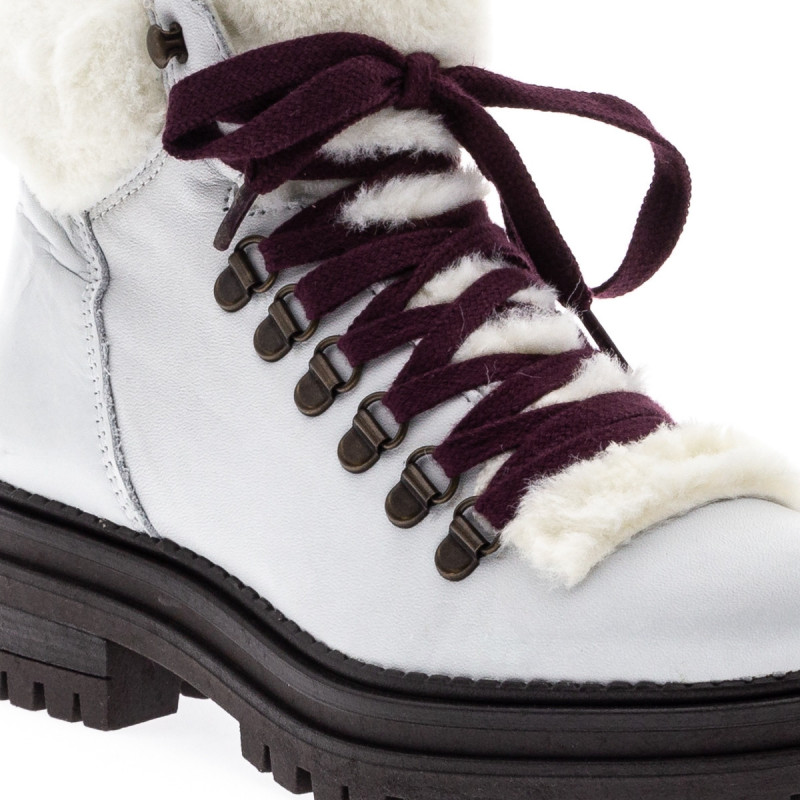 Naiste saapad Creator