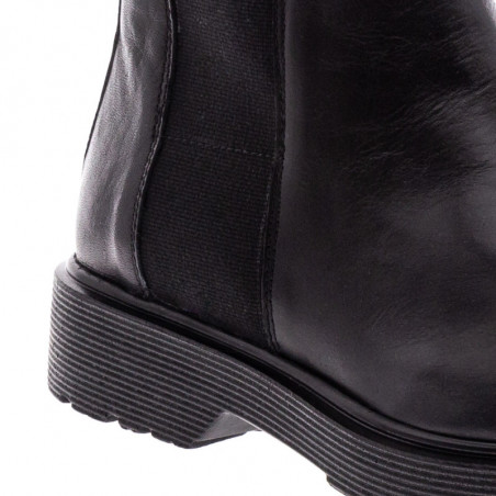 Naiste saapad Pregunta, mustad