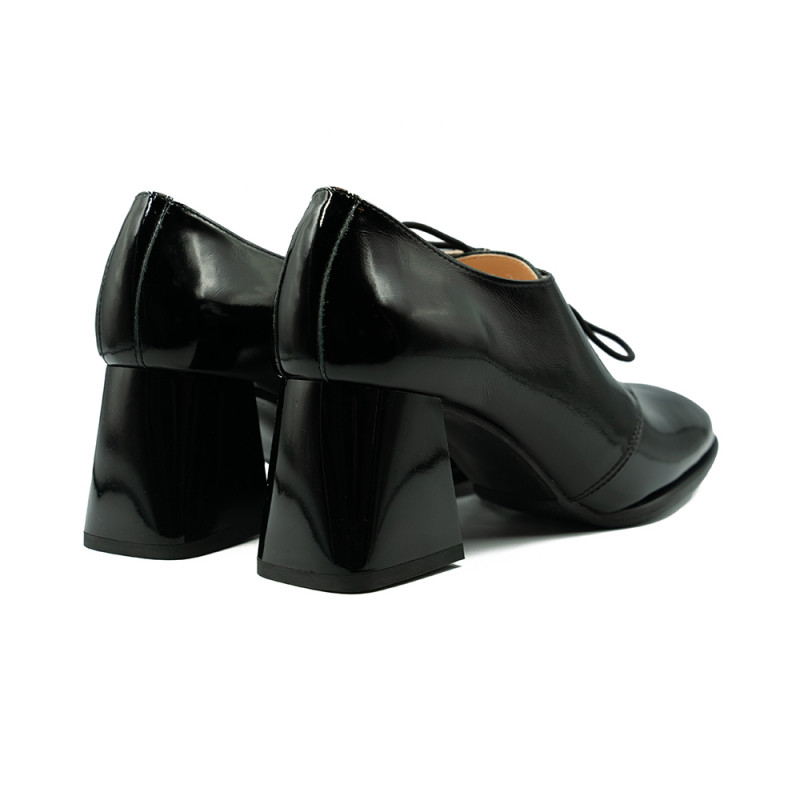 Nicolo Ferretti naiste kingad