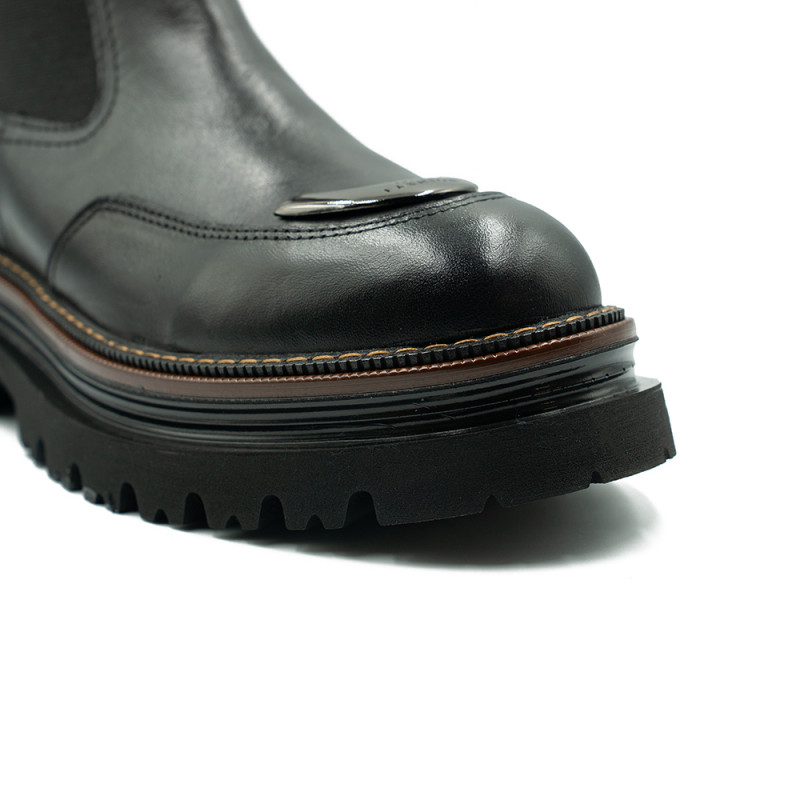 Naiste saapad Ferretti stiilis, mustad
