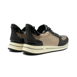 ARA naiste spordijalatsid