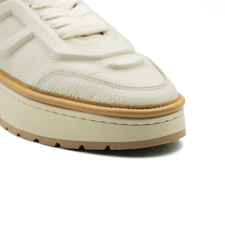 Nicolo Ferretti naiste spordijalatsid