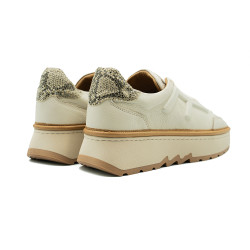 Nicolo Ferretti naiste spordijalatsid