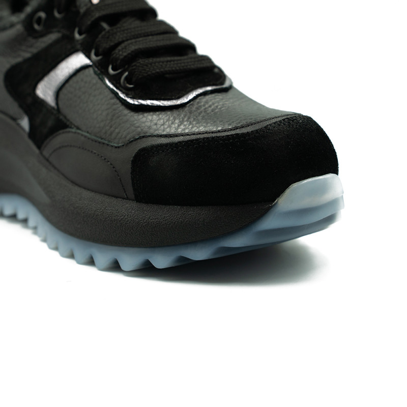 Nicolo Ferretti naiste spordijalatsid