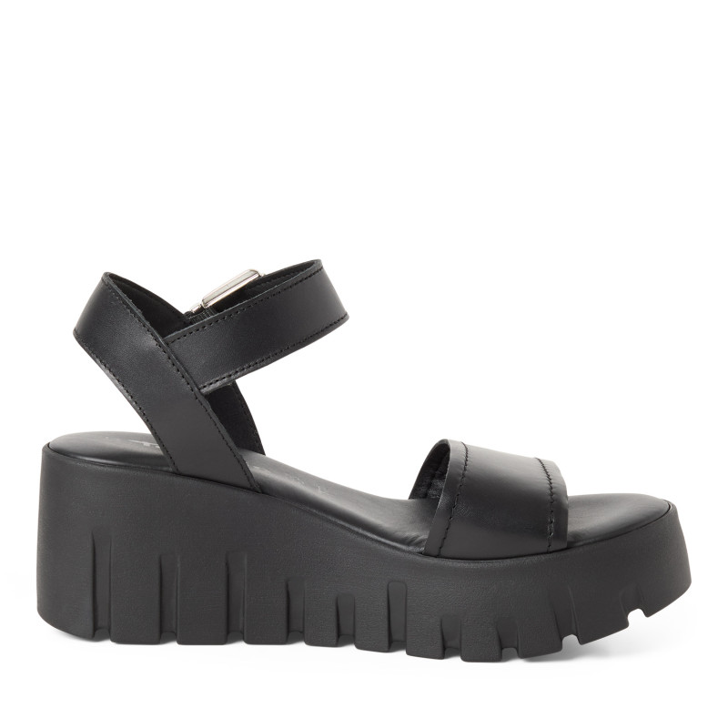 Tamaris naiste sandaalid