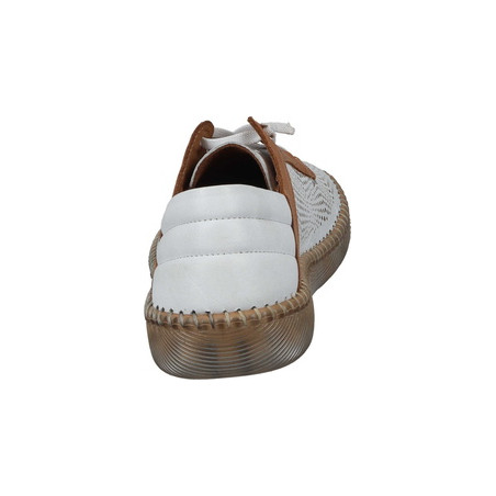 Polking naiste kingad