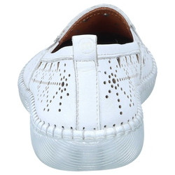 Polking naiste kingad