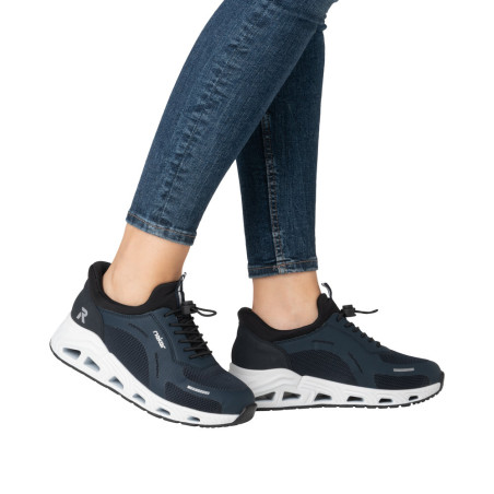 Rieker naiste spordijalatsid