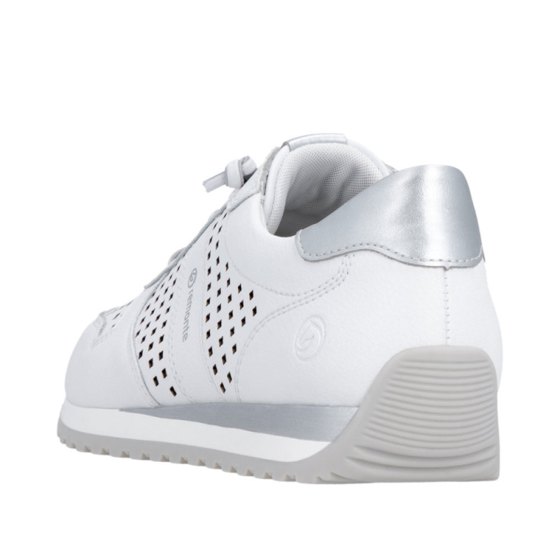 Remonte naiste spordijalatsid