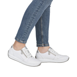 Rieker naiste spordijalatsid