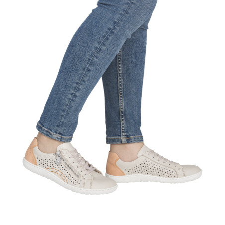 Rieker naiste spordijalatsid