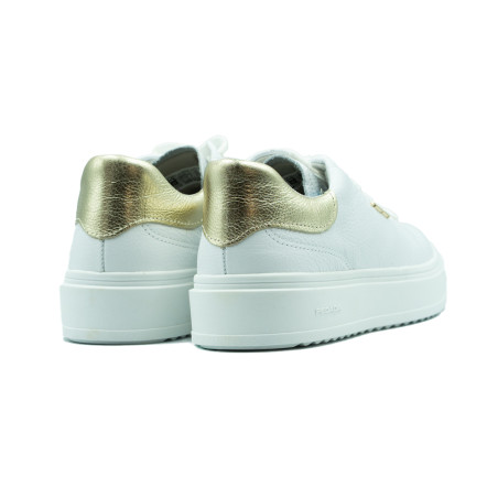 Pegada naiste spordijalatsid