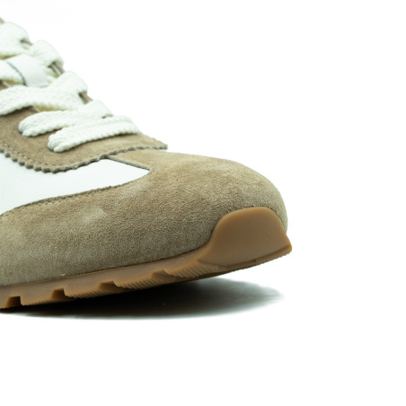 Loretta Vitale naiste spordijalatsid