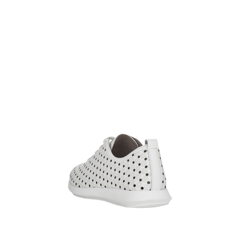 Remonte naiste kingad