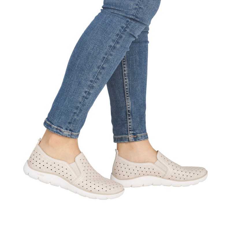 Remonte naiste spordijalatsid