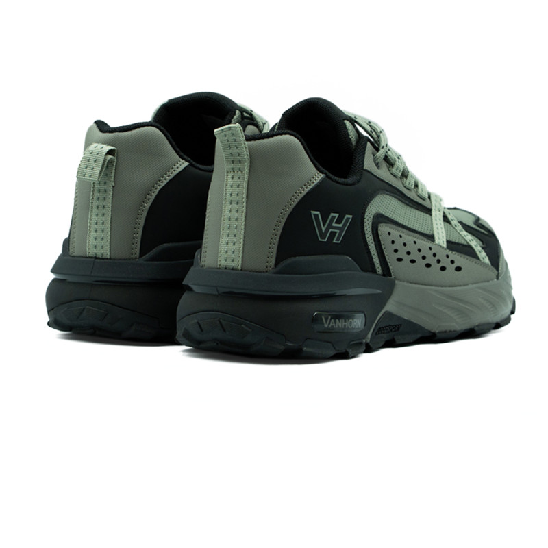 Vanhorn meeste spordijalatsid