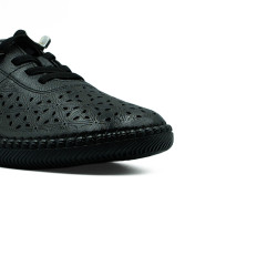 Potocki naiste spordijalatsid